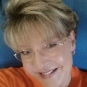 Meet your Posher, Carrie